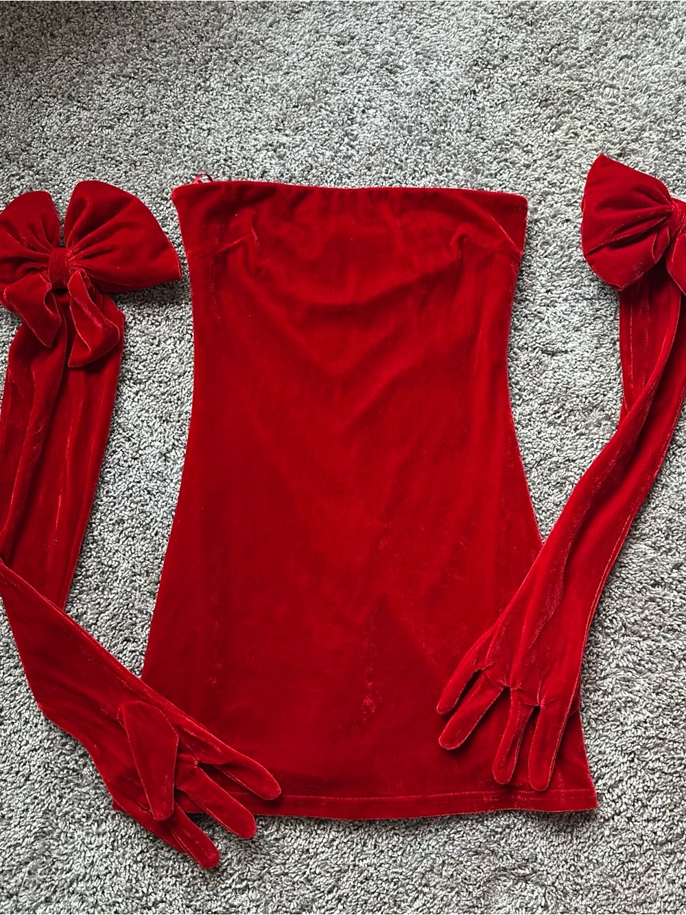 Sugar Thrillz Red Velvet Strapless Mini Dress with Bow Gloves